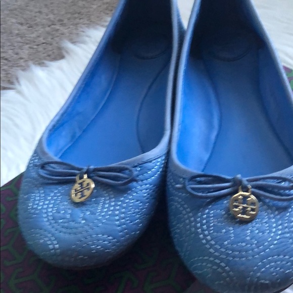 Tory Burch 🥿 - Picture 4 of 5